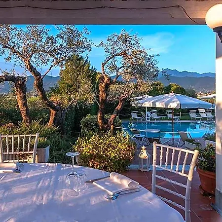 Hotel Hotiday Collection - Sarzana