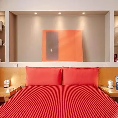 Hotiday Collection - Sarzana Hotel 4*