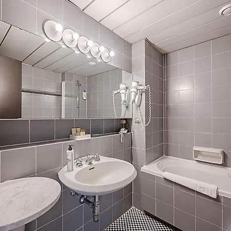 Hotiday Collection - Sarzana Hotel Ameglia